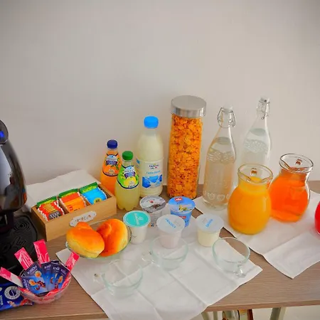 B&B Il Melograno Antico Con Terrazza E Giardino