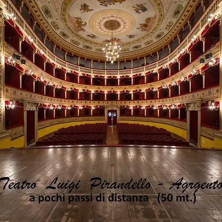 Il Melograno Antico Con Terrazza E Giardino