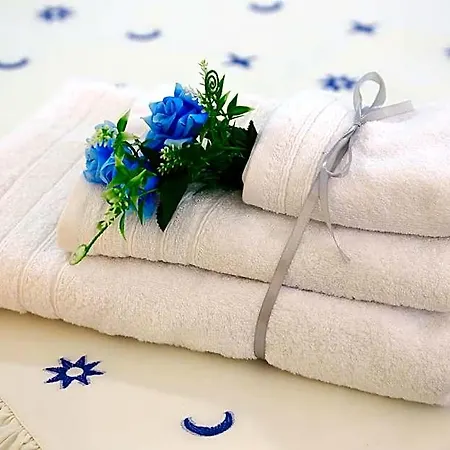 Bed & Breakfast Il Melograno Antico Con Terrazza E Giardino 3*