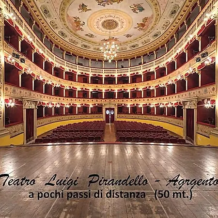 Il Melograno Antico Con Terrazza E Giardino Bed & Breakfast