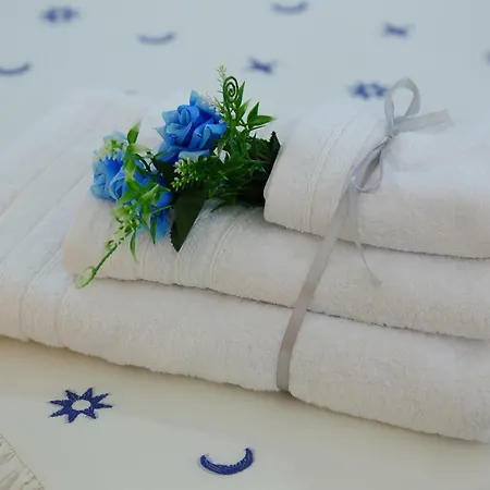 Bed & Breakfast Il Melograno Antico Con Terrazza E Giardino