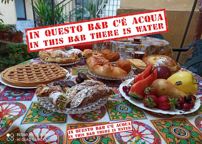 Il Melograno Antico Con Terrazza E Giardino Couette-café