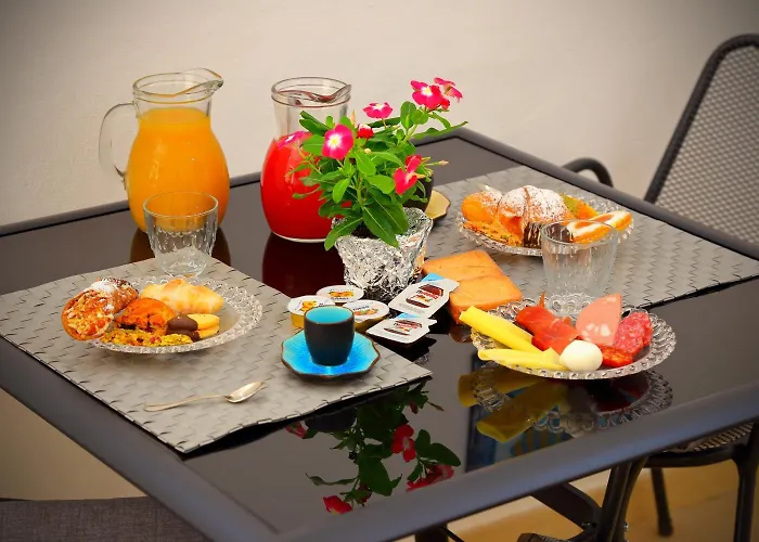 Il Melograno Antico Con Terrazza E Giardino Bed & Breakfast